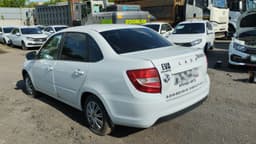 Lada Granta седан - 4
