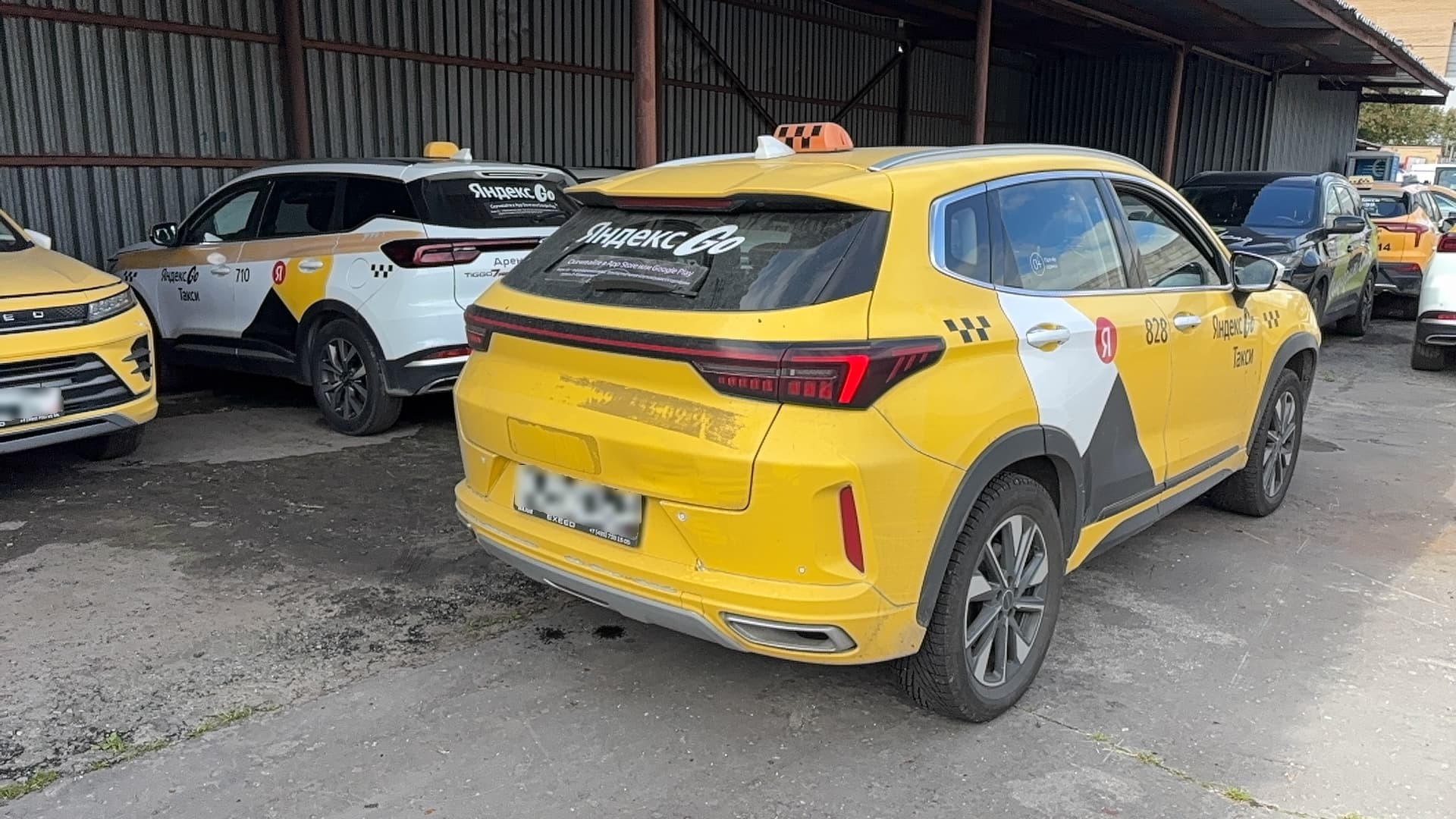 Exeed LX - 3