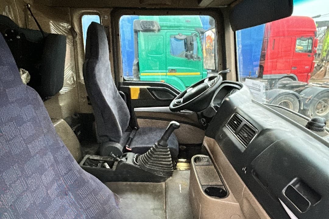 Howo T5G 6x4 Бортовой с КМУ - 6