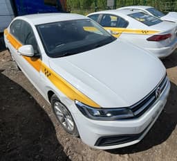 Volkswagen Bora - 2