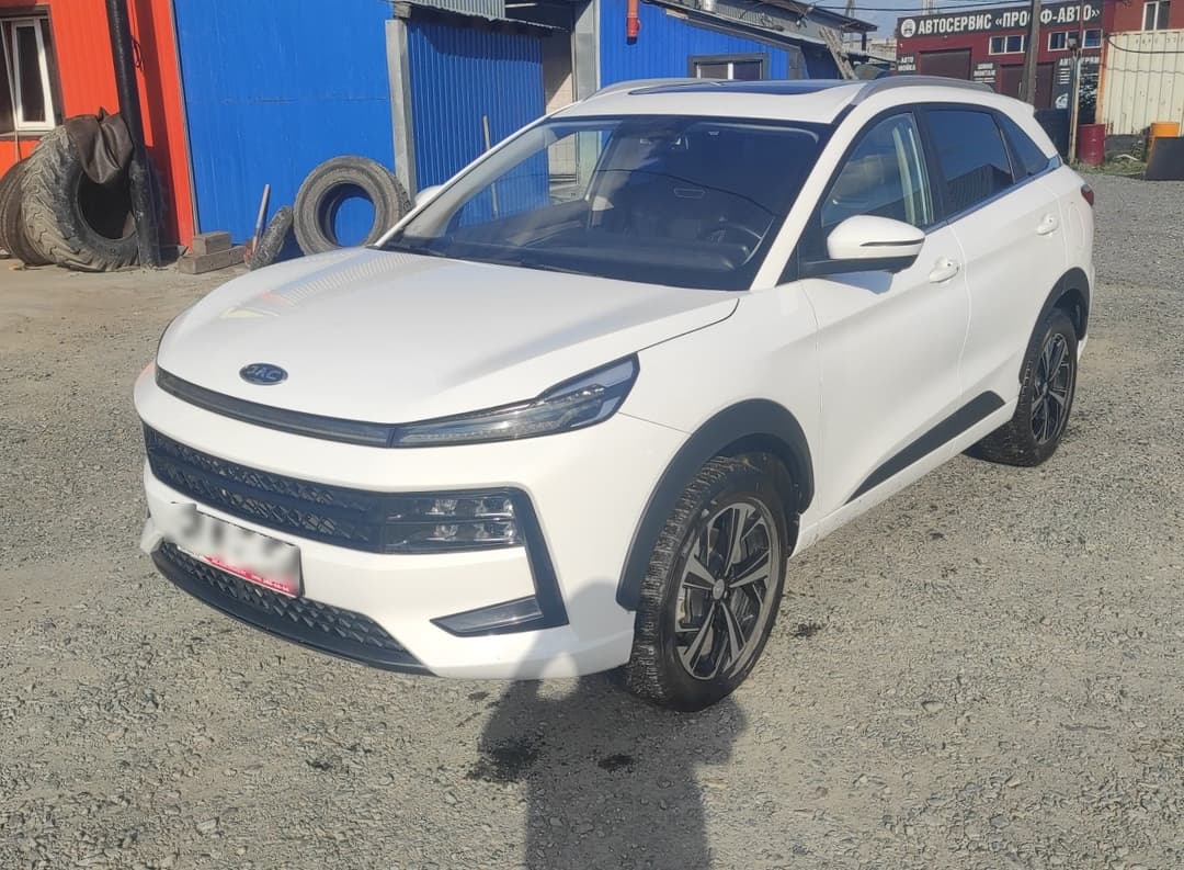 Jac S6 - 1