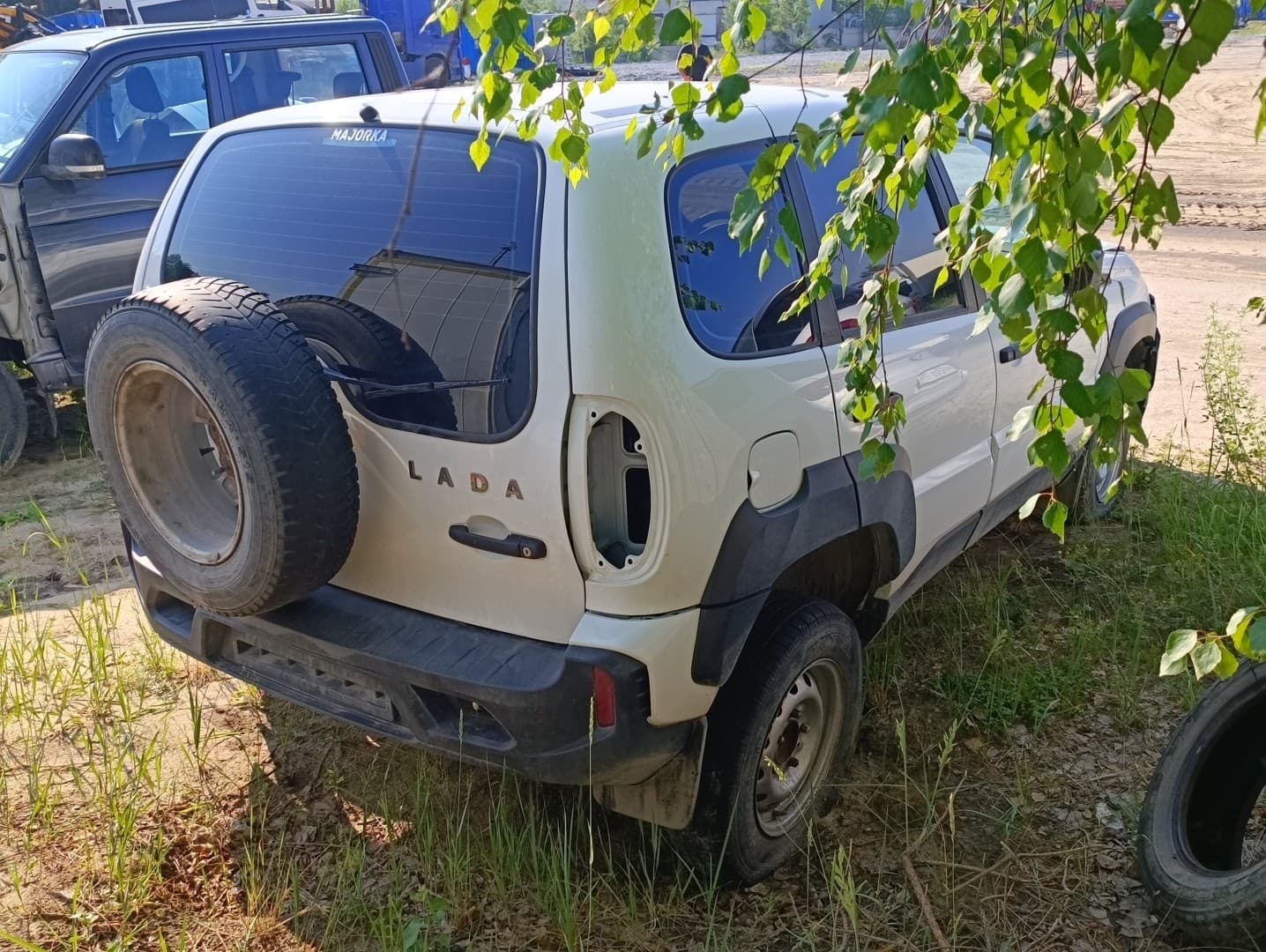 Lada Niva Travel - 3