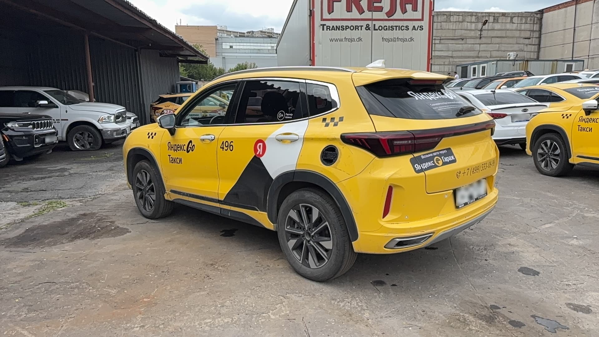 Exeed LX - 4