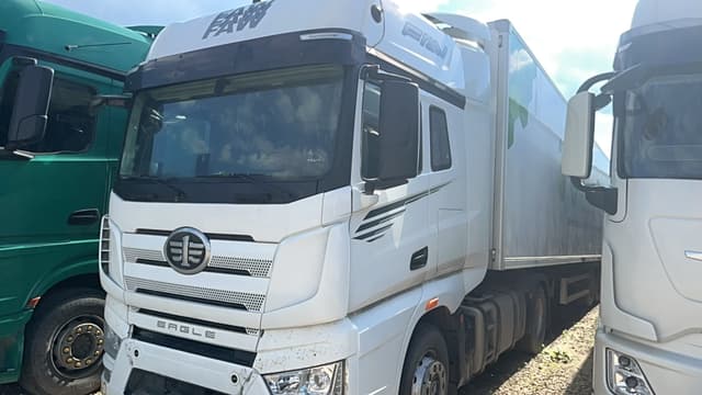 FAW CA 4180 4x2 Седельный тягач - 1
