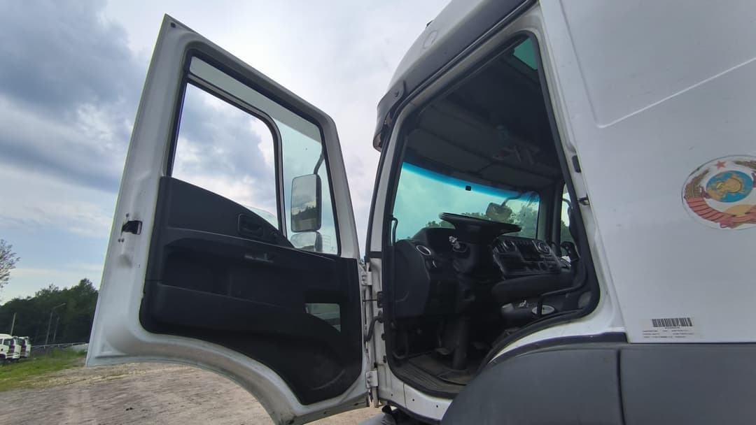 Ford Cargo 4x2 Седельный тягач - 8