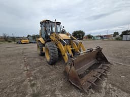 Lovol FLB468 Экскаватор-погрузчик - 2
