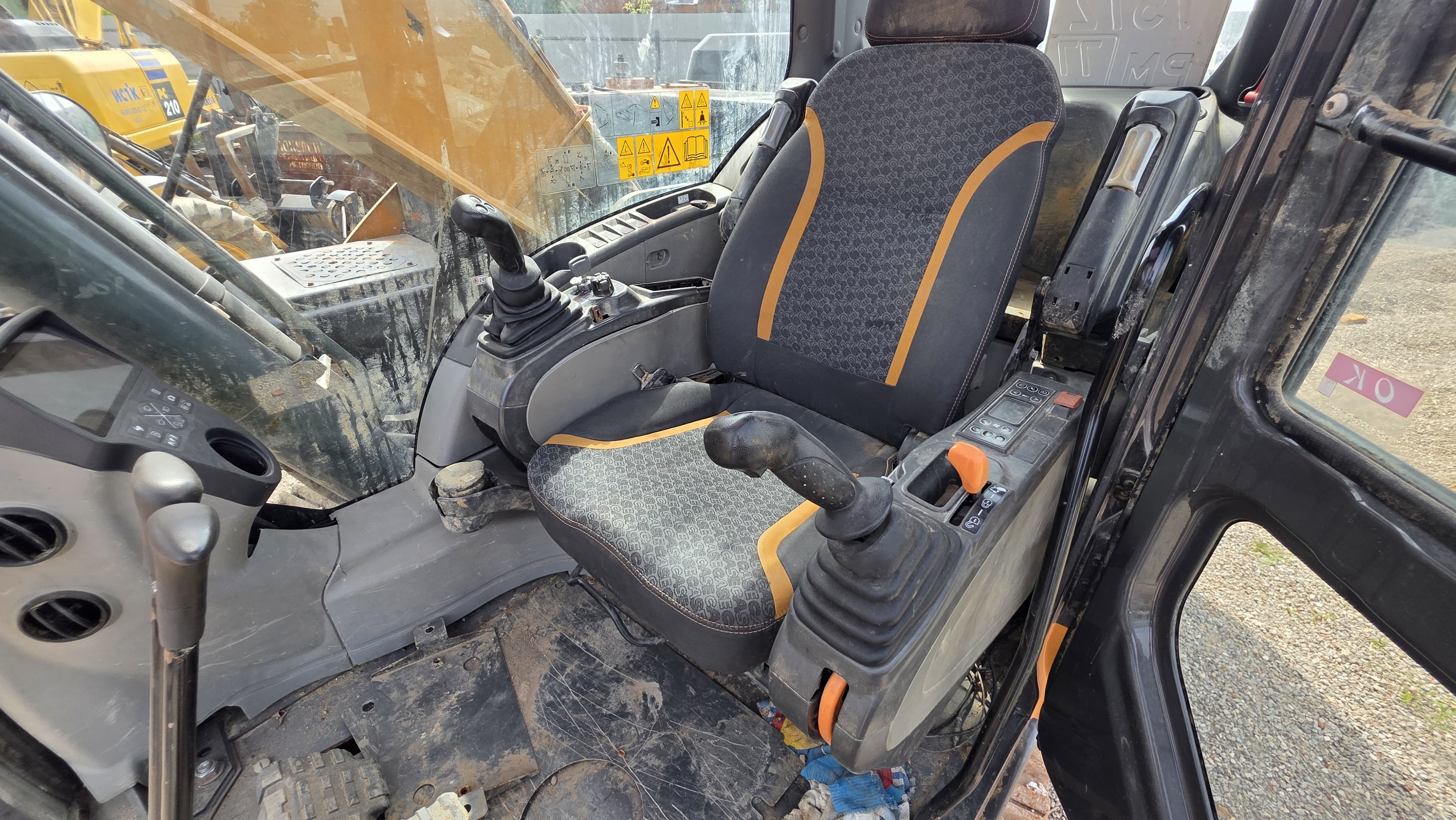 Case CX220 Экскаватор - 5