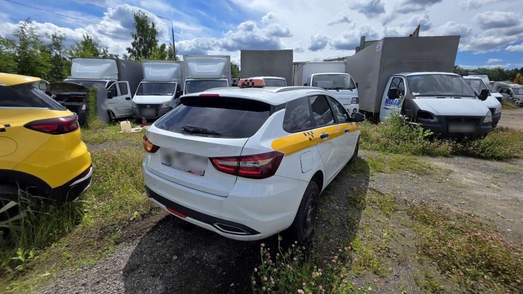 Lada Vesta SW - 3