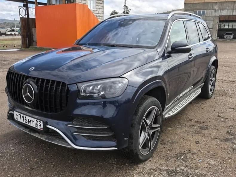 Mercedes-Benz GLS - 1
