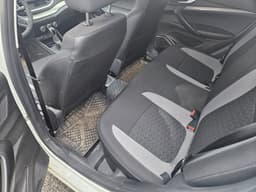 Lada Vesta SW - 9