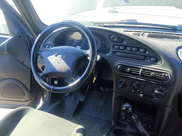 Lada Niva Travel - 5