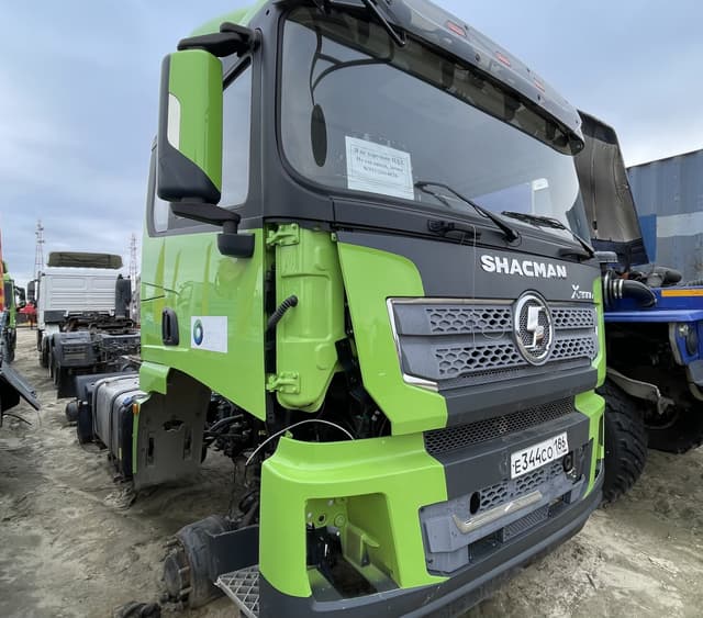 Shacman (Shaanxi) SX* 6x6 Седельный тягач - 2