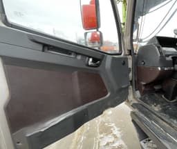 Zoomlion ZTC300 6x4 Автокран - 8