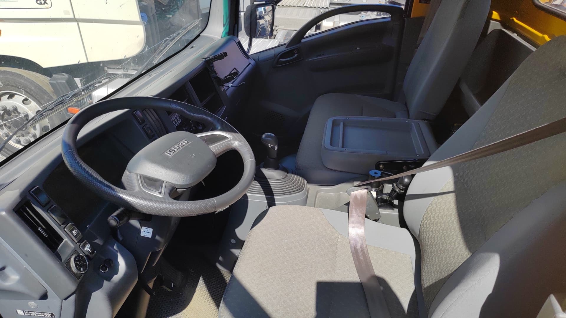 ISUZU ELF 7.5 4x2 Эвакуатор - 5