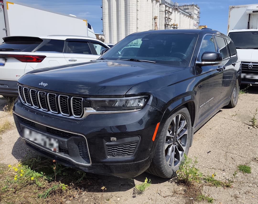 Jeep Grand Cherokee - 1
