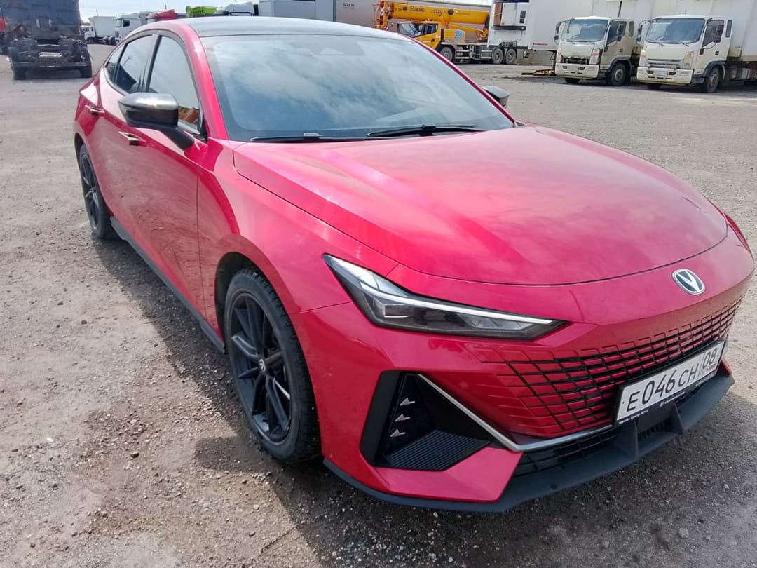 Changan UNI-V - 2