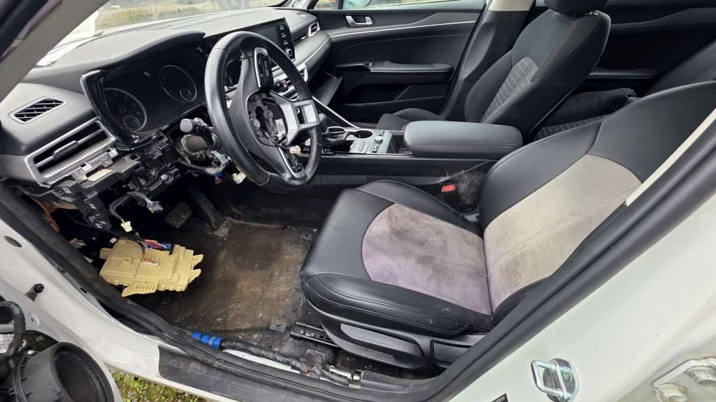 KIA K5 - 6