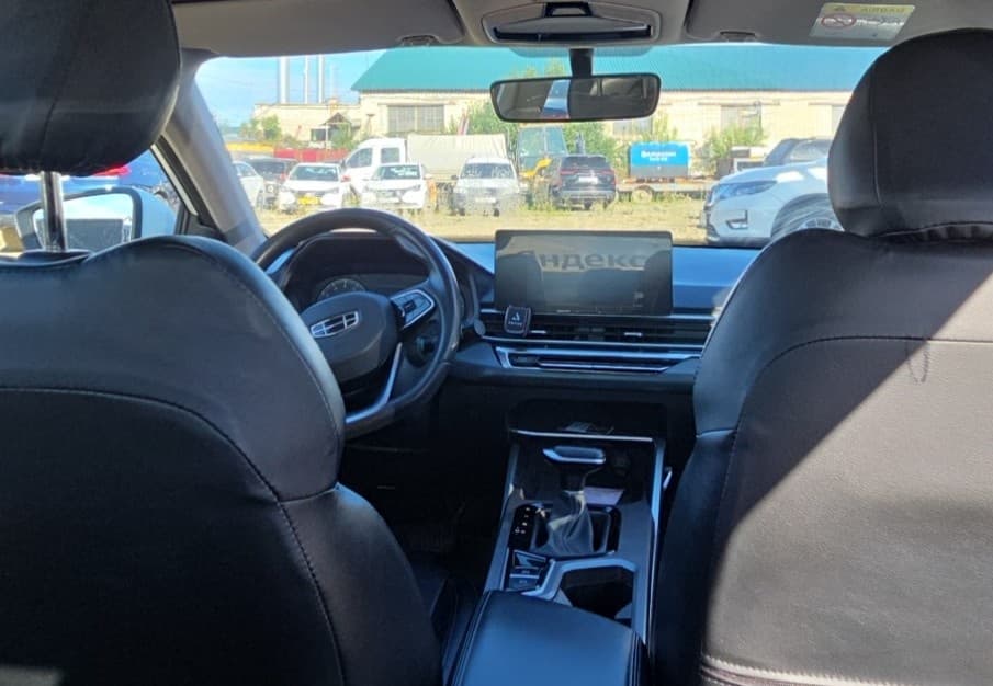 Geely Emgrand 7 - 5