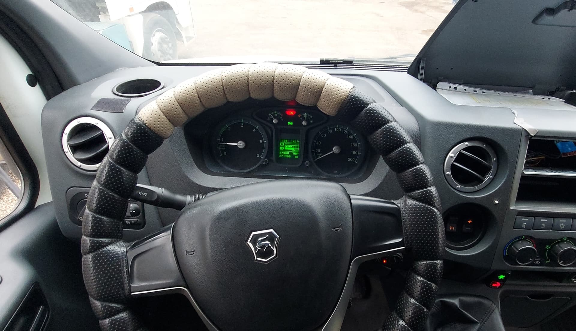 Новый Завод 3010* на шасси GAZ GAZON NEXT 4x2 Эвакуатор - 4