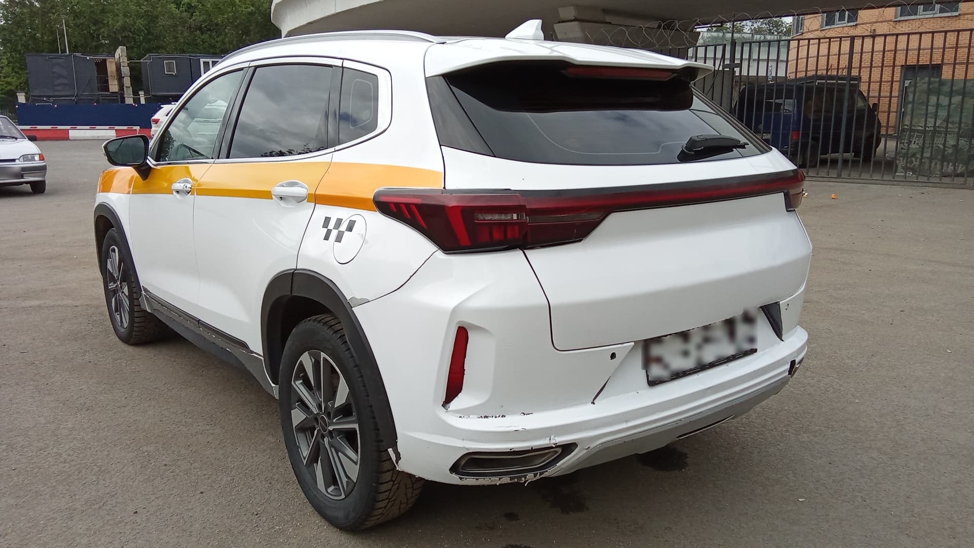 Exeed LX - 4