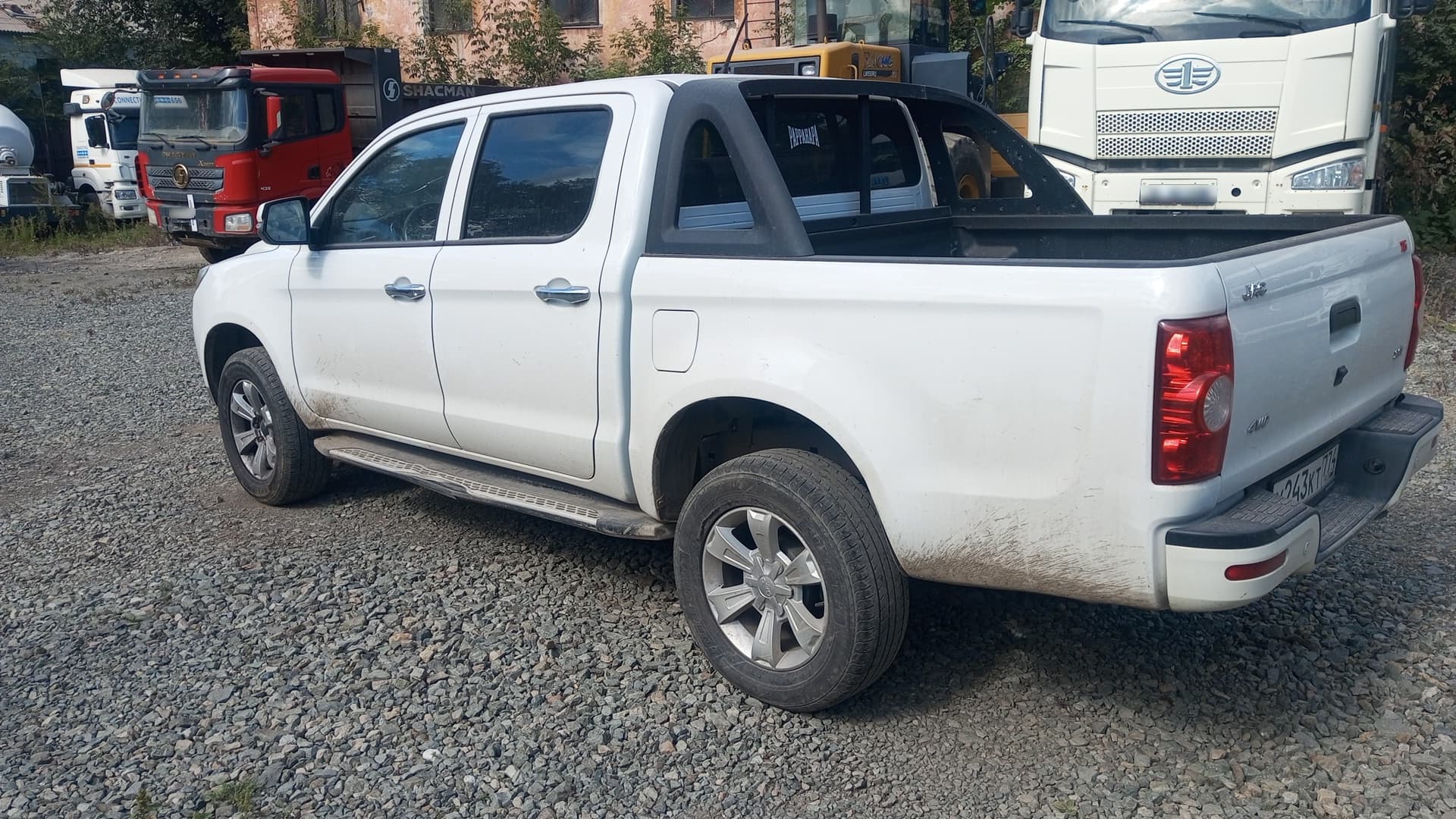 Jac T6 - 4