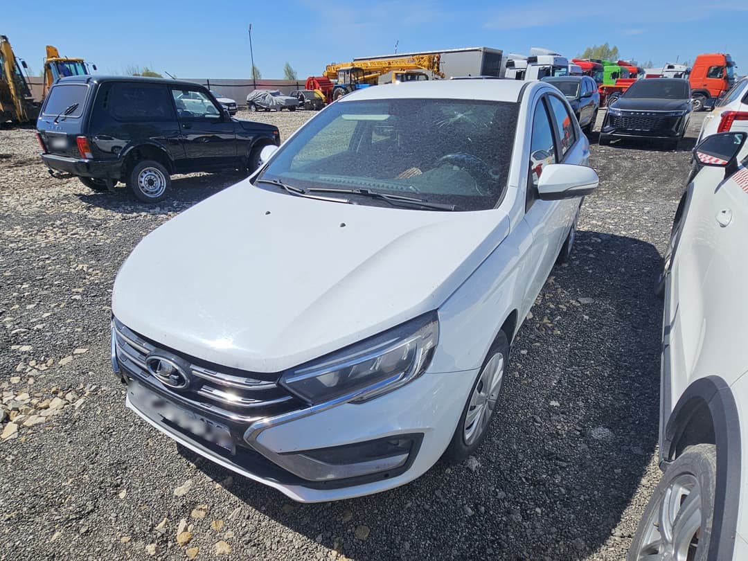 Lada Vesta седан - 1