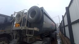 Grunwald 9453 Полуприцеп самосвальный - 1