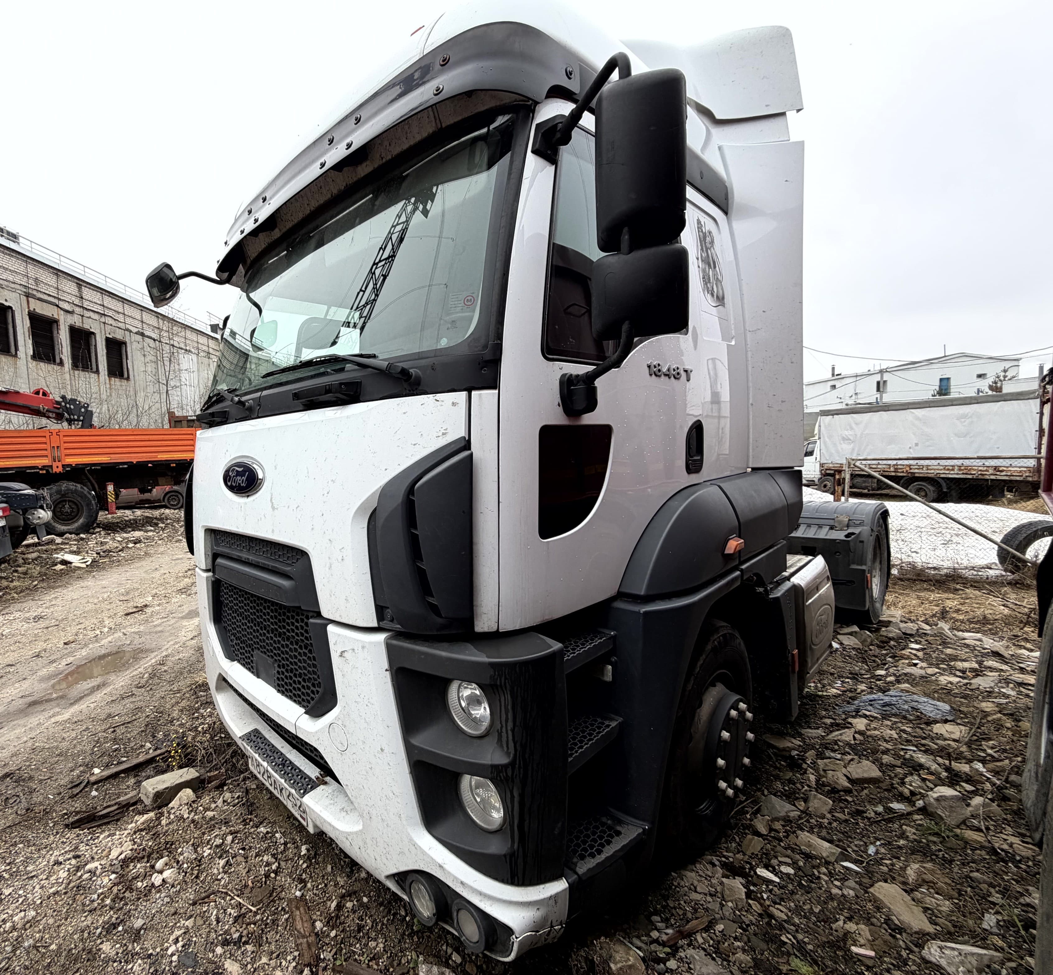 Ford Cargo 4x2 Седельный тягач - 1