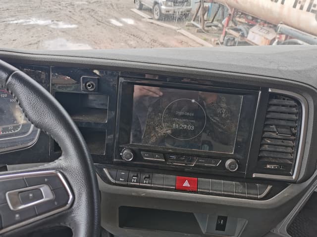 Shacman (Shaanxi) SX* 6x6 Седельный тягач - 5