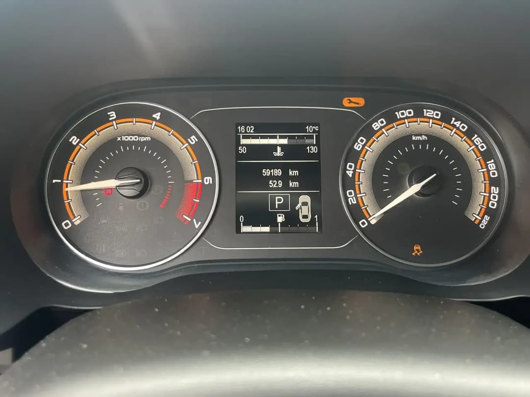 Lada Vesta седан - 6