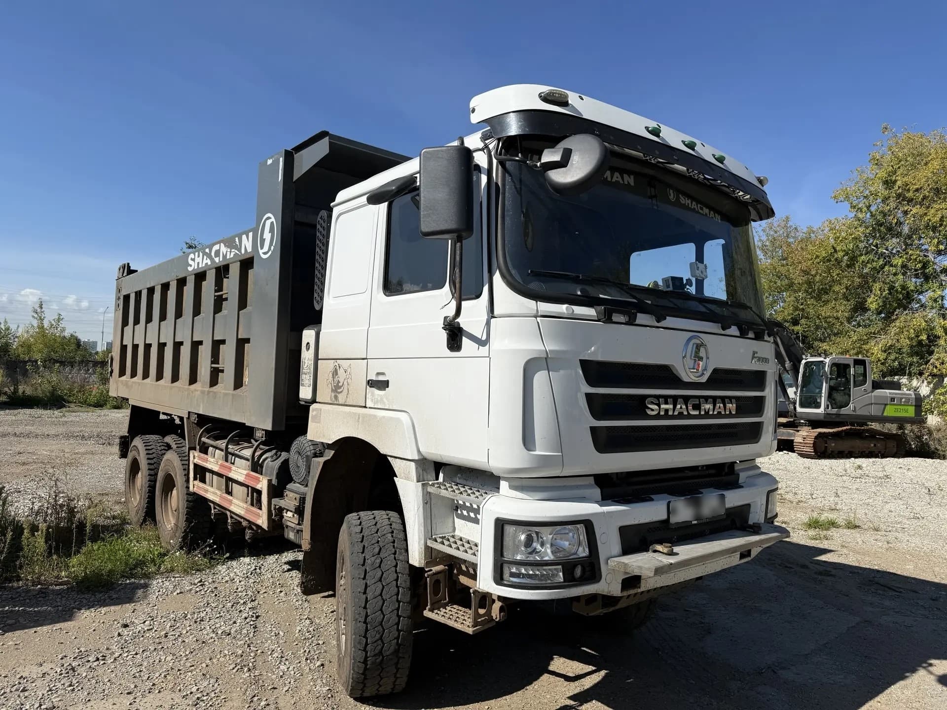 Shacman (Shaanxi) SX* 6x6 Самосвал - 2