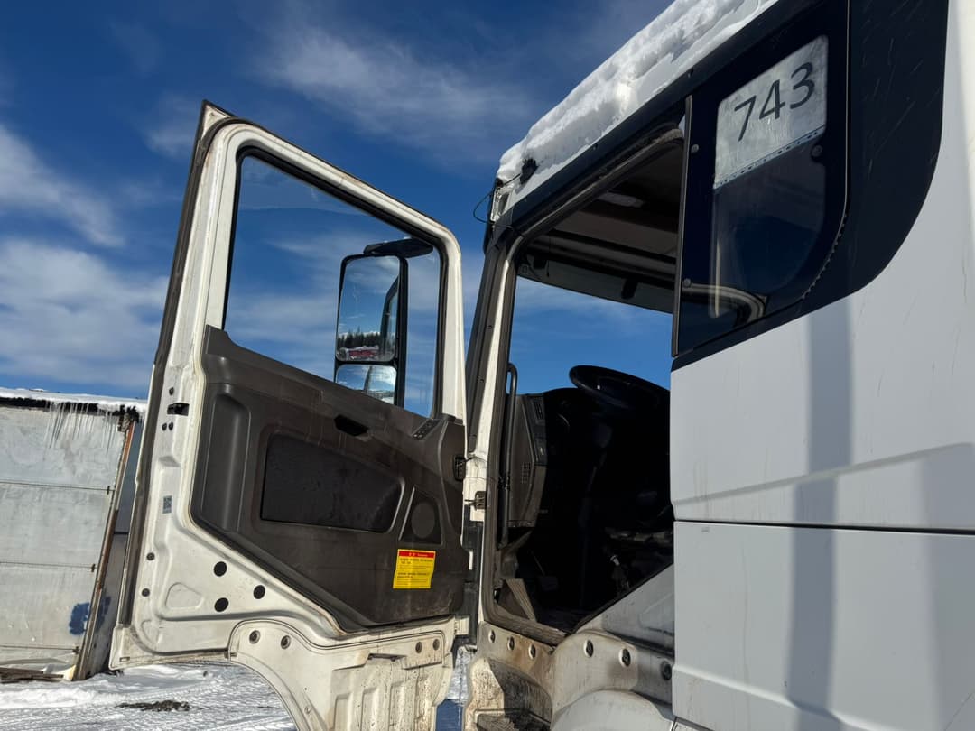 Shacman (Shaanxi) SX* 8x4 Самосвал - 6