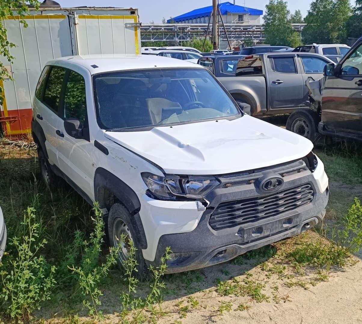 Lada Niva Travel - 2