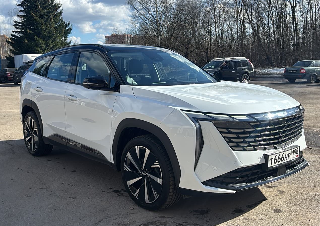 Geely Atlas - 2