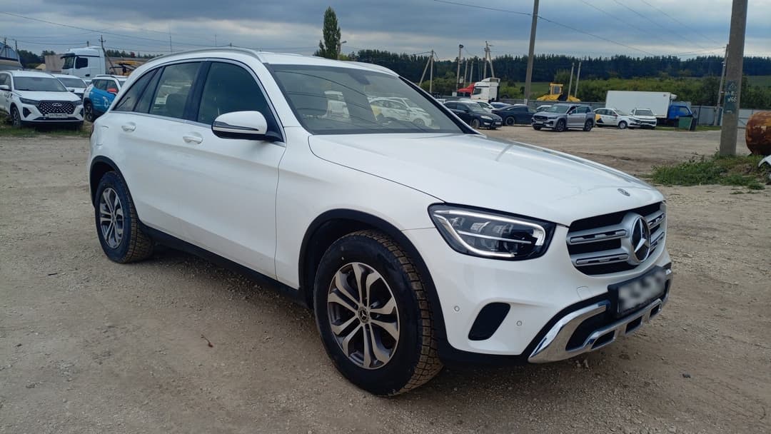 Mercedes-Benz GLC - 2