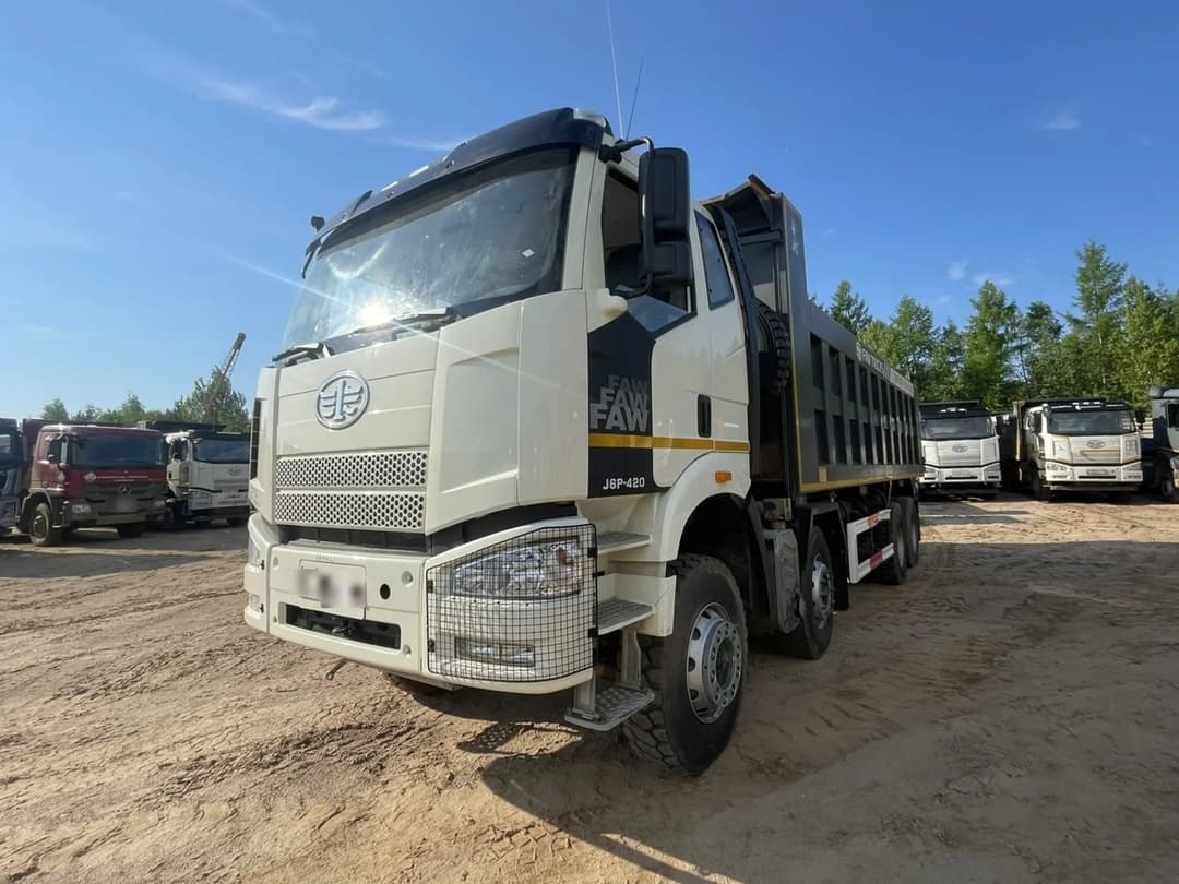 FAW J6 8x4 Самосвал - 1