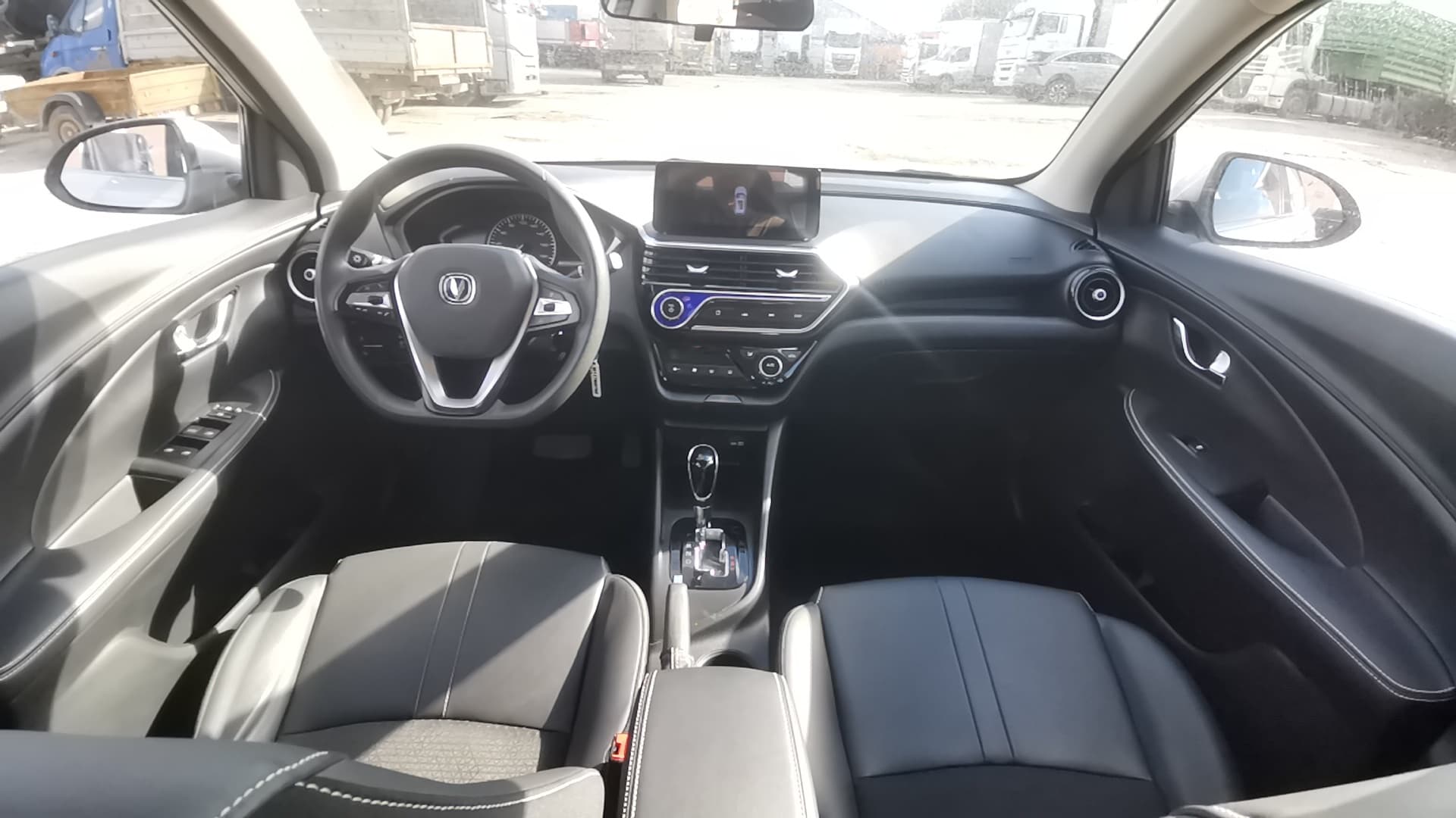 Changan Alsvin - 5