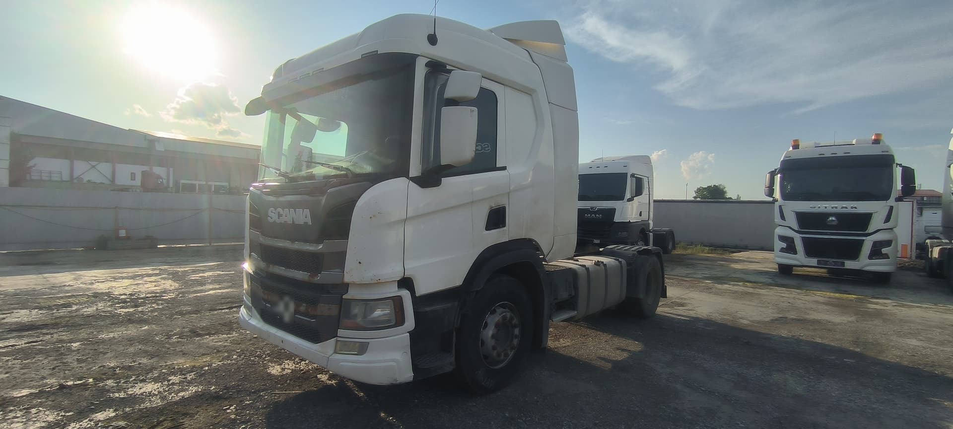 Scania P 4x2 Седельный тягач - 1