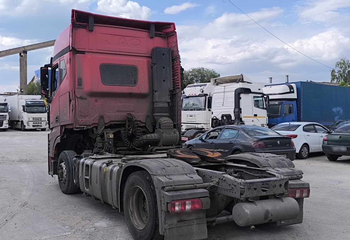 Jac K7 4x2 Седельный тягач - 4