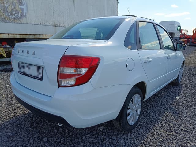 Lada Granta седан - 3