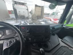 Scania P 8x4 Самосвал - 5