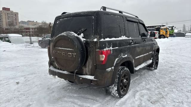 UAZ PATRIOT - 3