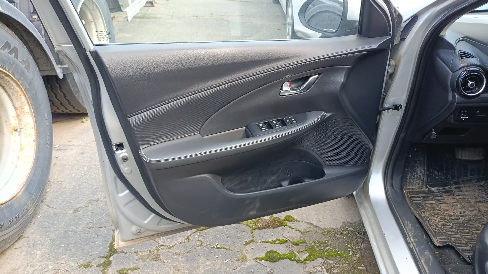 Changan Alsvin - 8