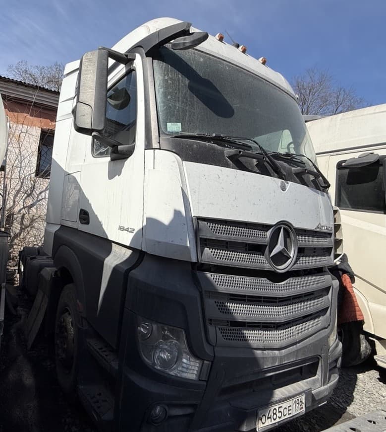 Mercedes-Benz Actros 4x2 Седельный тягач - 2