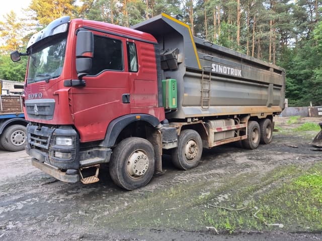 Howo ZZ* 8x4 Самосвал - 1