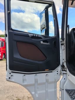 FAW J7 4x2 Седельный тягач - 7