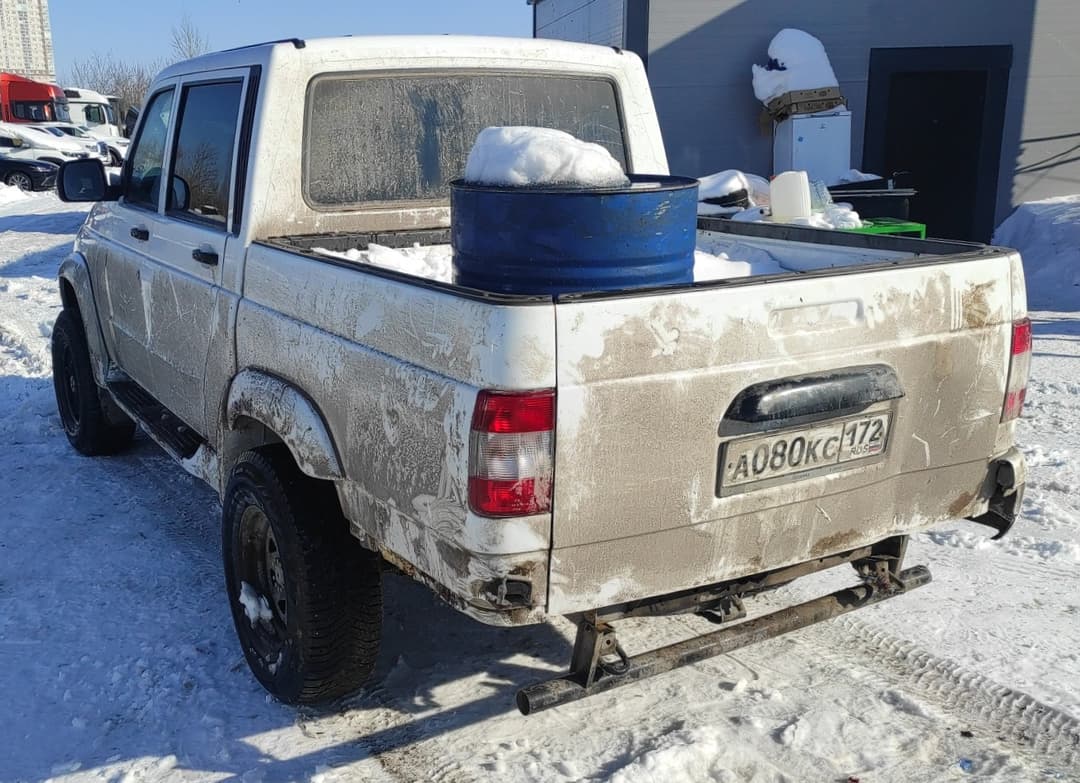 UAZ Pickup - 4