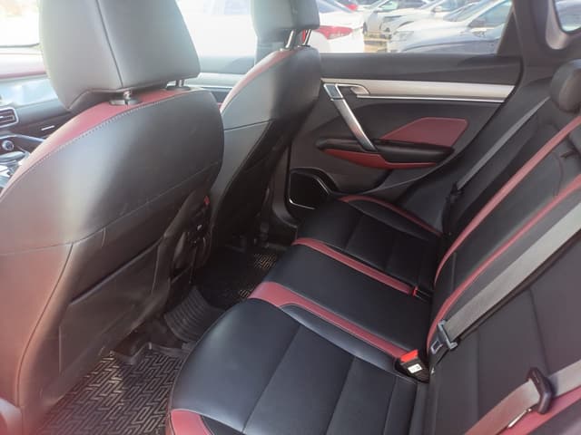 Geely Coolray - 9
