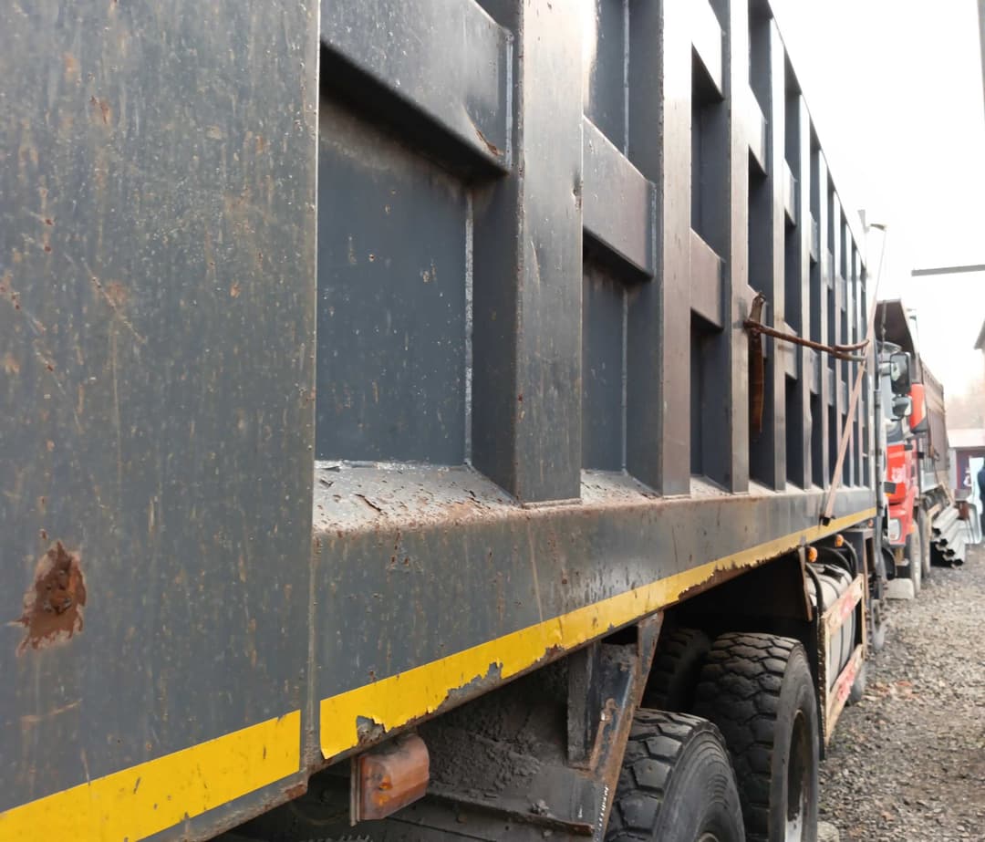 FAW CA 3310 8x4 - 3