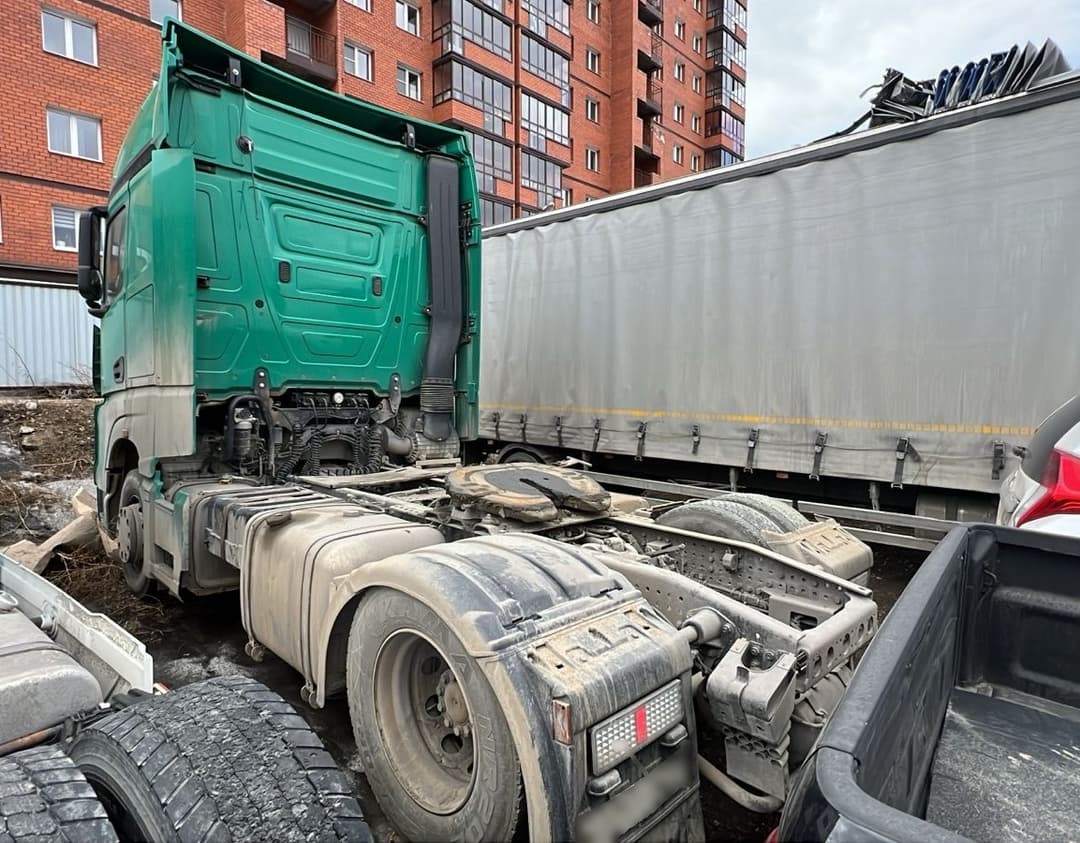 Камаз 54901 4x2 Седельный тягач - 4